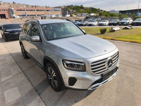 2025 Mercedes-Benz GLB — sličica 2