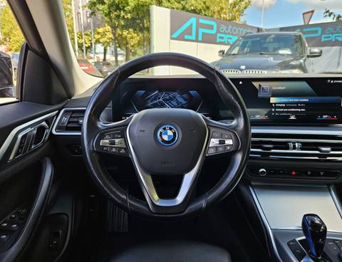 2022 BMW i4 — sličica 12