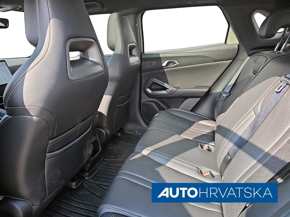 2025 BYD Atto 2 — fotografija 13