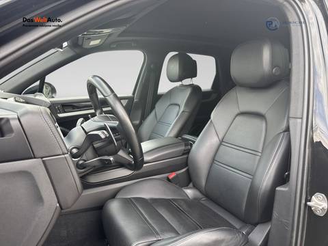 2023 Porsche Cayenne — sličica 11