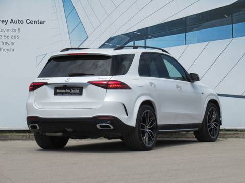 2025 Mercedes-Benz GLE — sličica 6