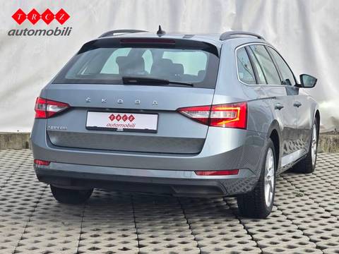 2021 Škoda Superb — sličica 3
