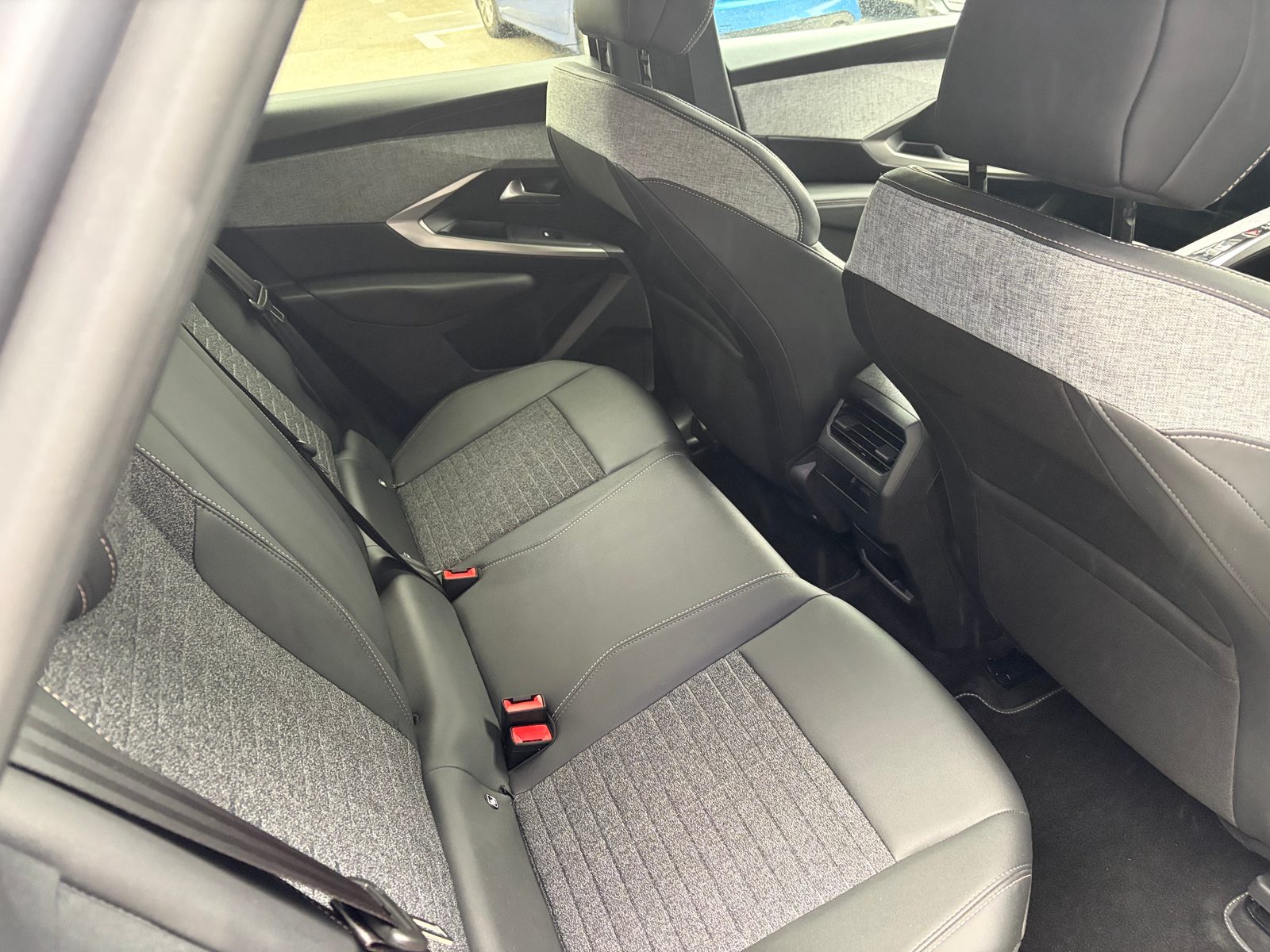 2025 Peugeot 3008 — fotografija 9