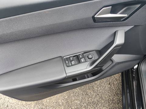 2025 Seat Leon — sličica 12