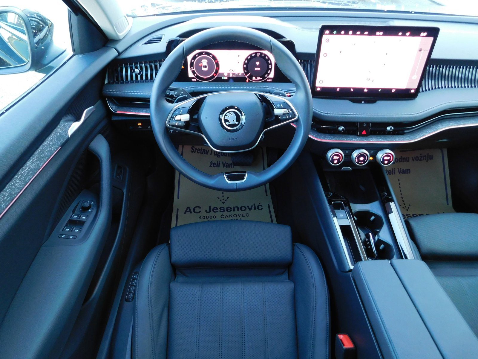 2024 Škoda Superb — fotografija 10