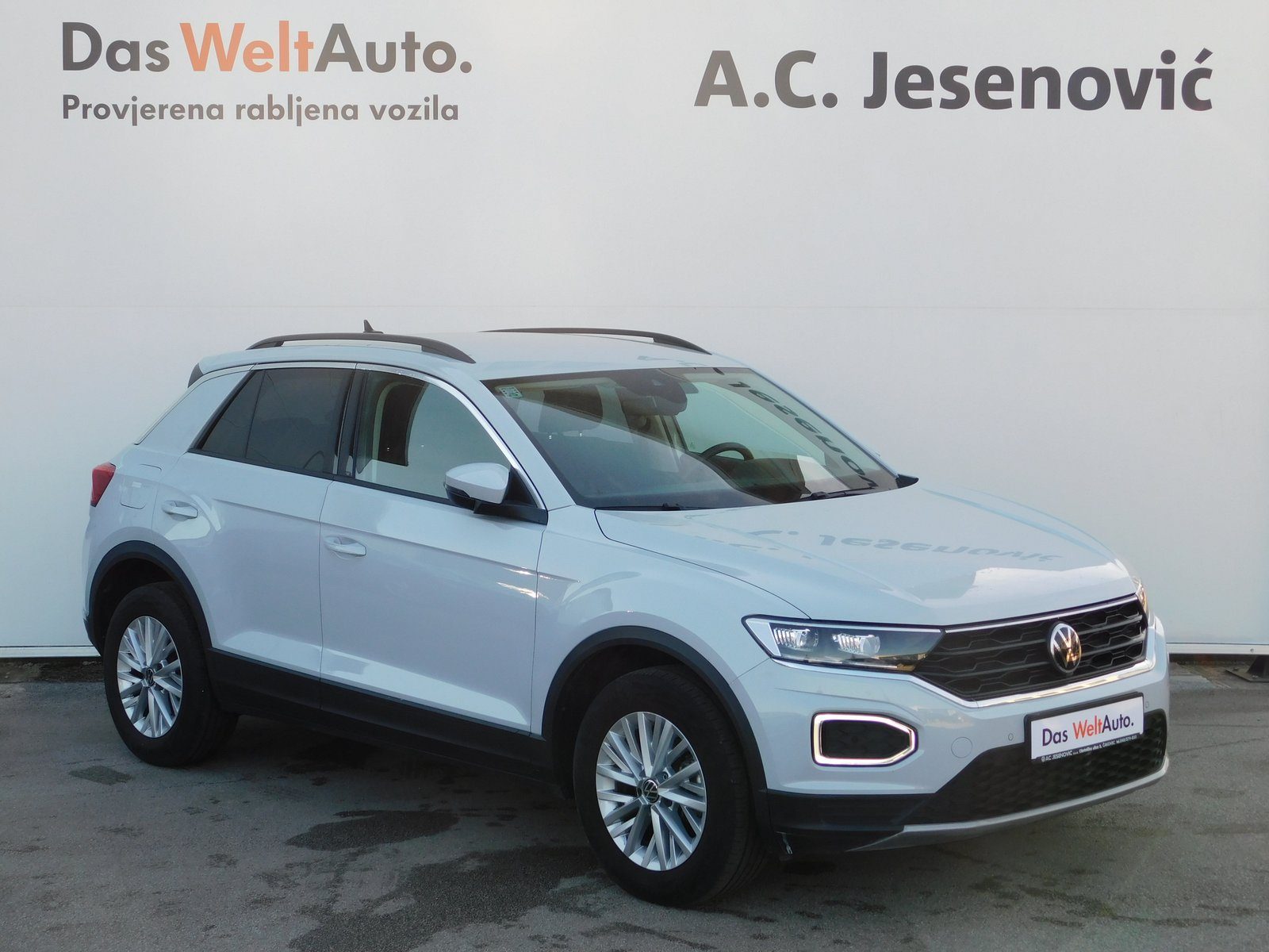 2022 Volkswagen T-Roc — fotografija 3