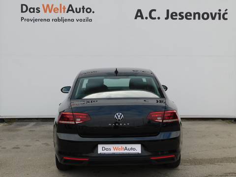 2021 Volkswagen Passat — sličica 5