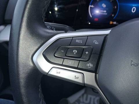 2024 Volkswagen Golf — sličica 24