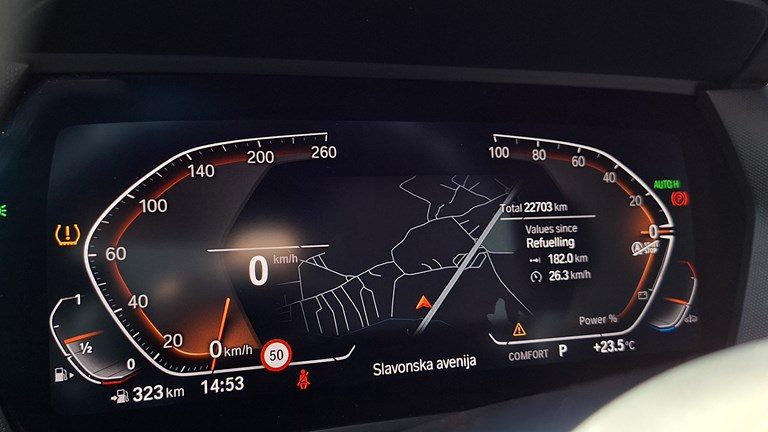 2023 BMW Serija 1 — fotografija 24