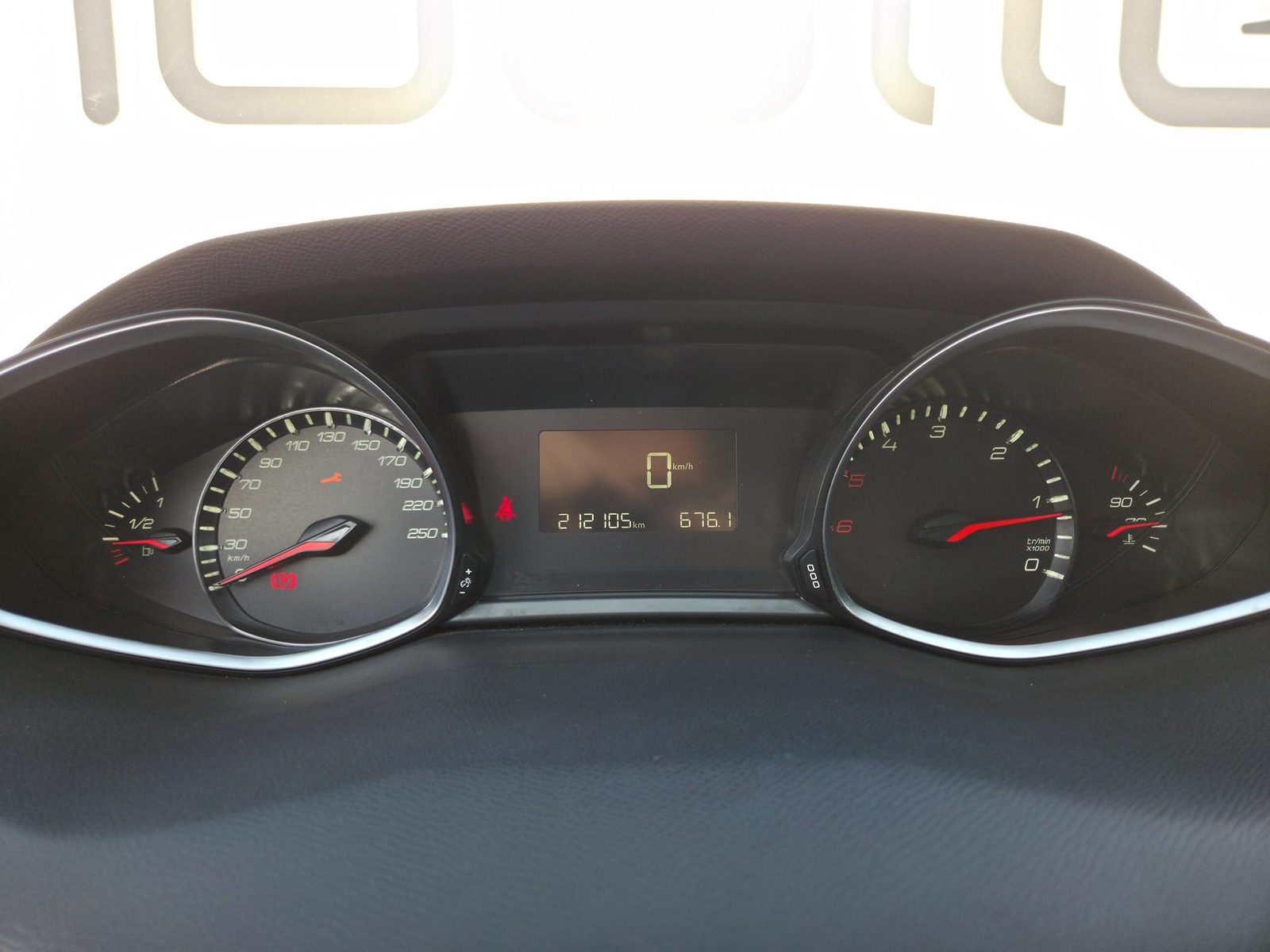 2019 Peugeot 308 — fotografija 12