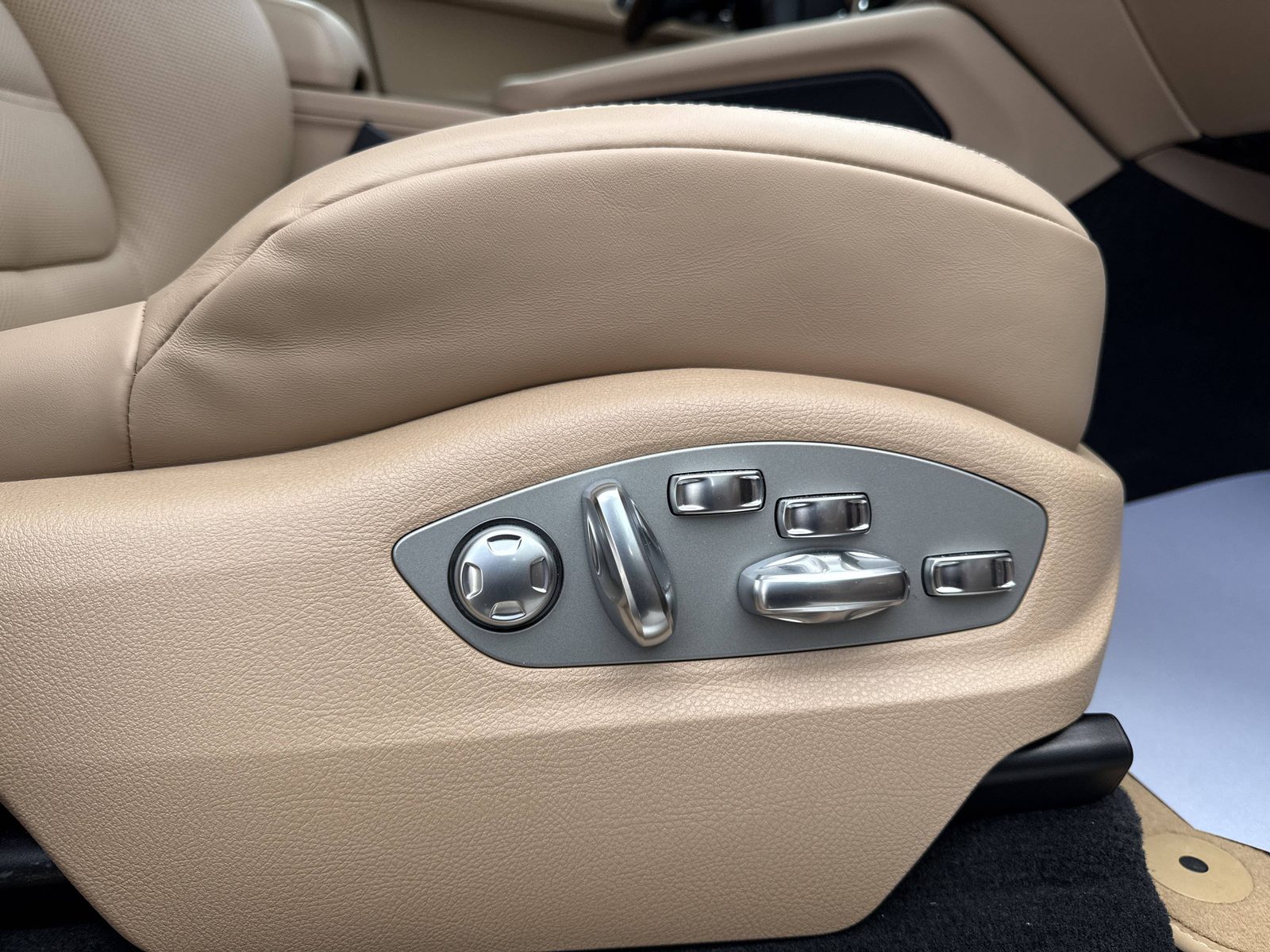 2024 Porsche Macan — fotografija 27