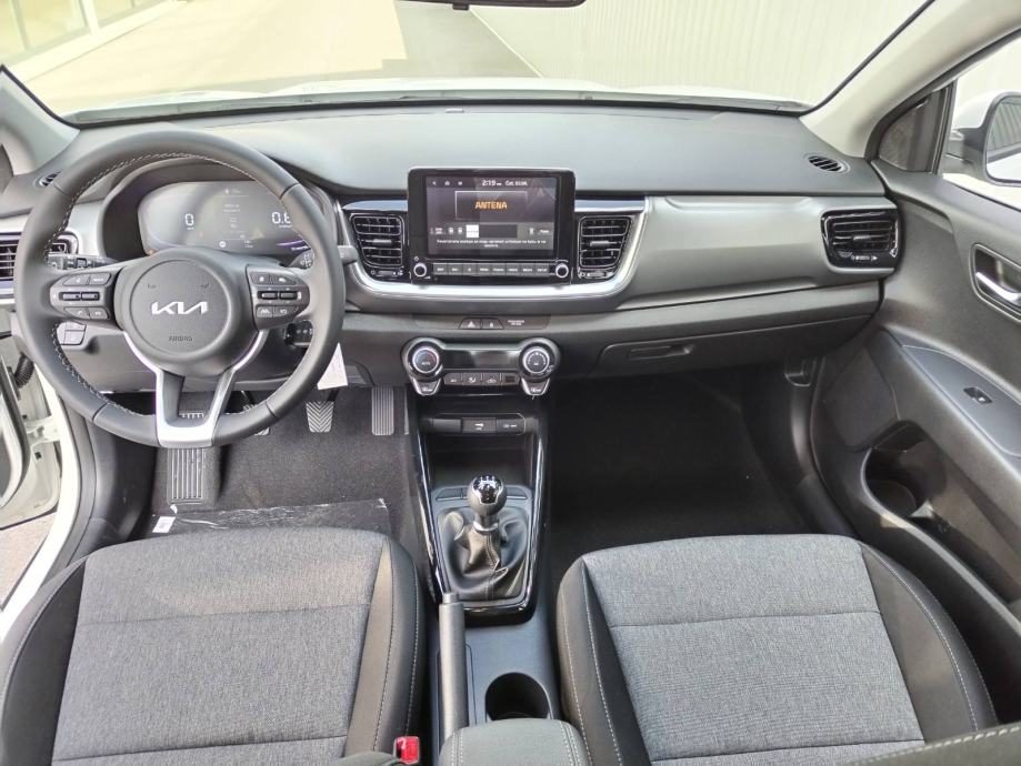 2025 Kia Stonic — fotografija 11
