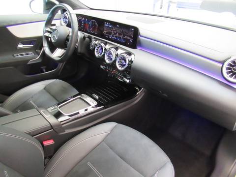 2025 Mercedes-Benz CLA — sličica 10