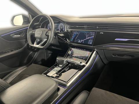 2018 Audi Q8 — sličica 21