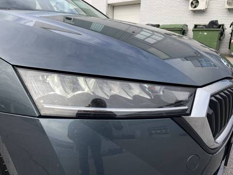 2021 Škoda Octavia — sličica 13