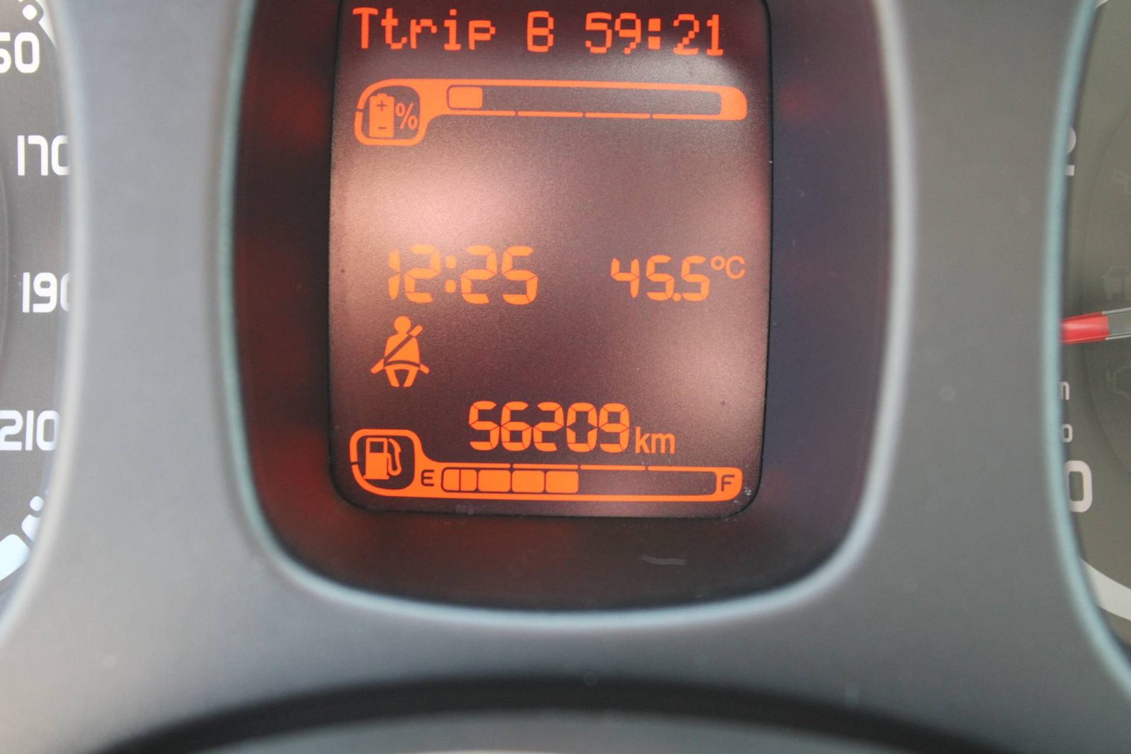 2023 Fiat Panda — fotografija 15