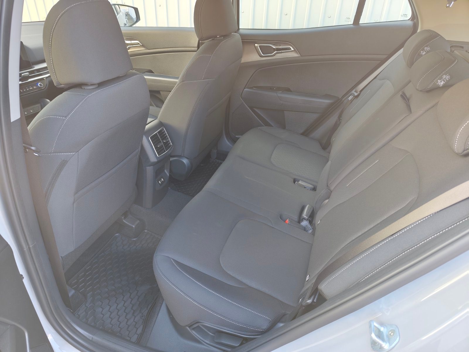 2025 Kia Sportage — fotografija 8