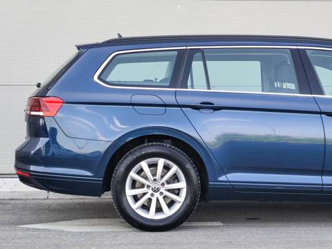 2021 Volkswagen Passat — sličica 27