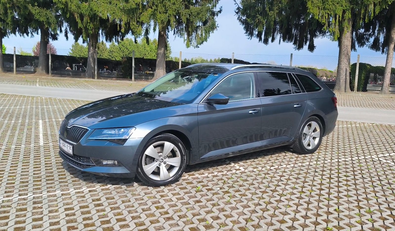 2019 Škoda Superb — fotografija 4