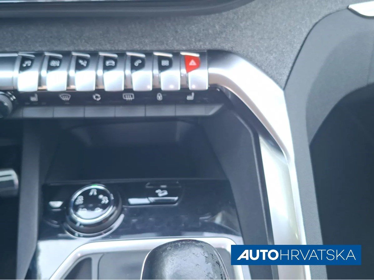 2019 Peugeot 3008 — fotografija 17