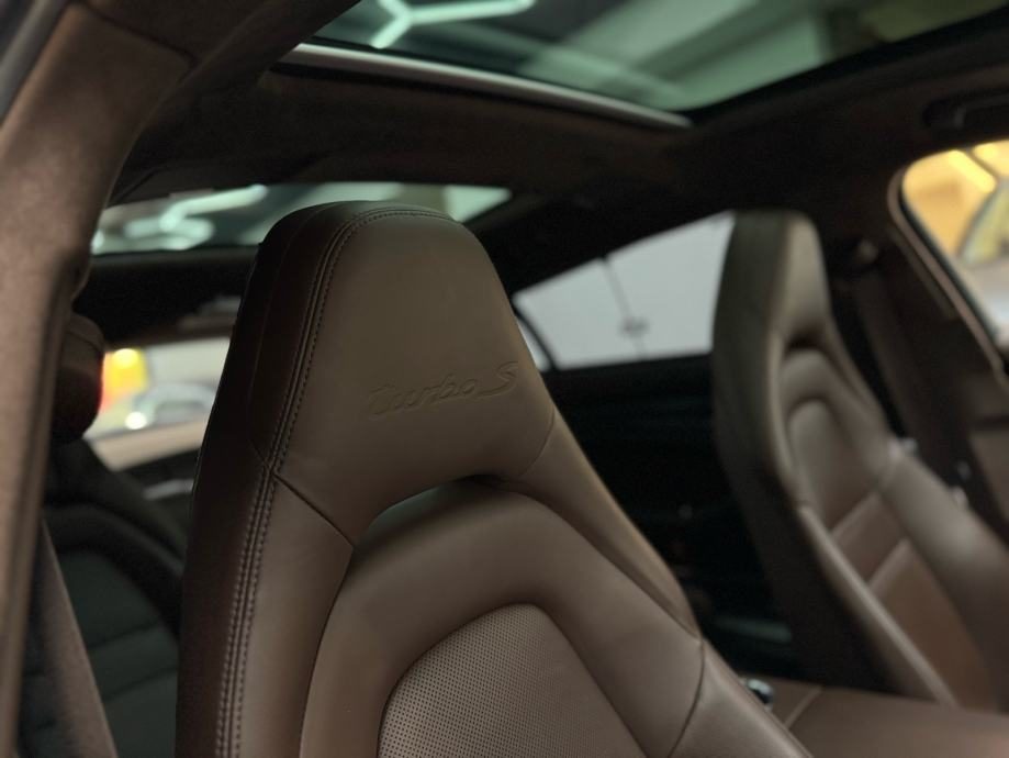 2021 Porsche Panamera — fotografija 22