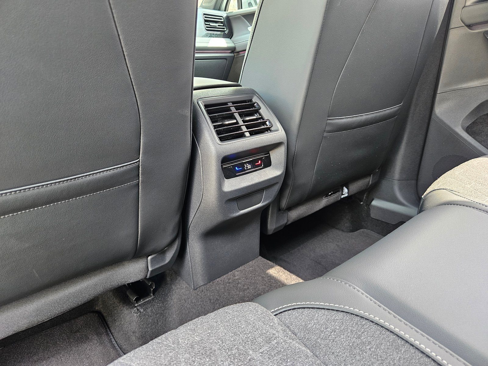 2026 Volkswagen Tiguan — fotografija 20