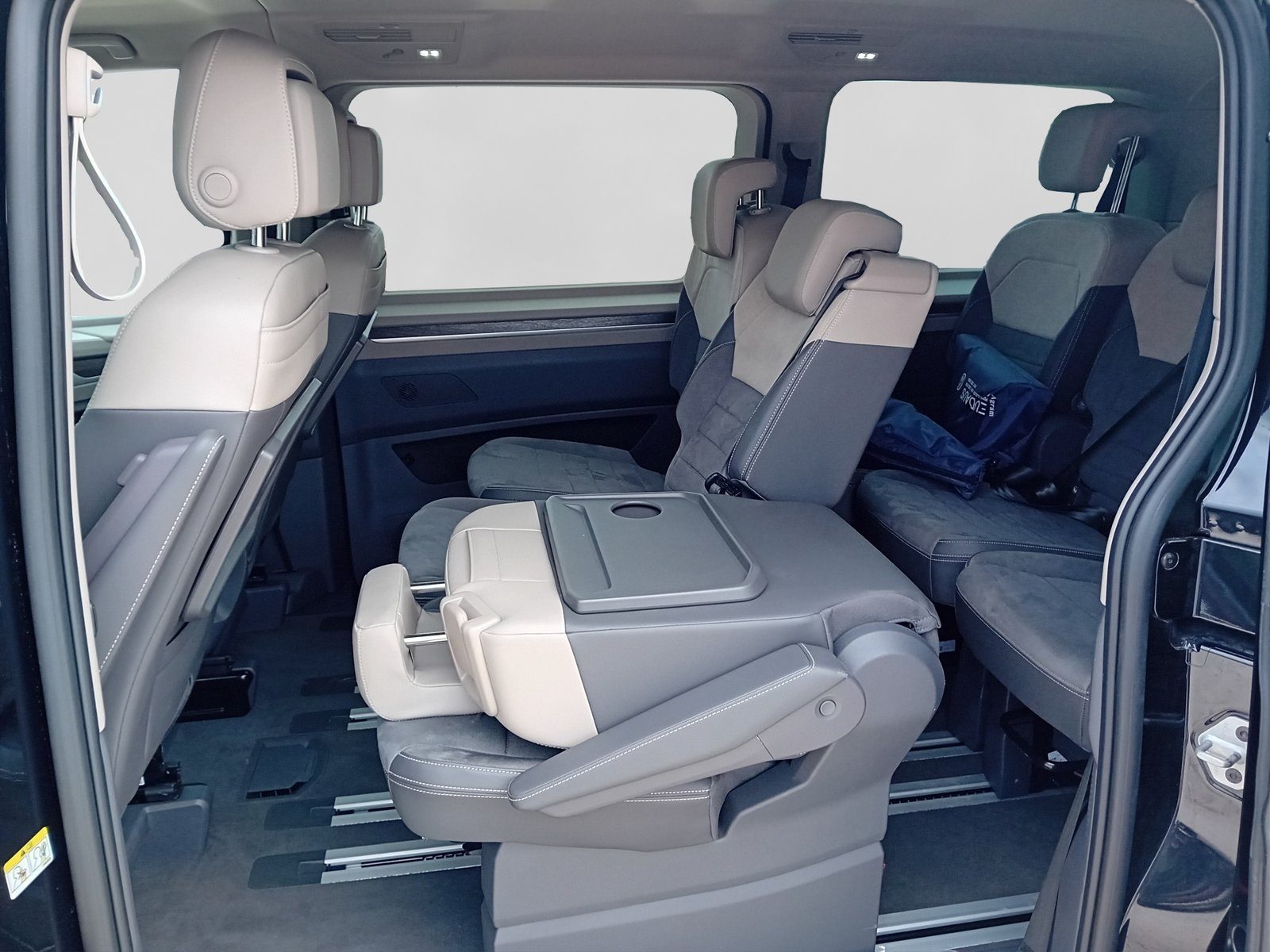 2026 Volkswagen Multivan — fotografija 11