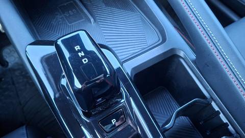 2025 Geely Coolray — sličica 16