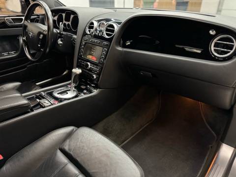 2007 Bentley Flying Spur — sličica 20