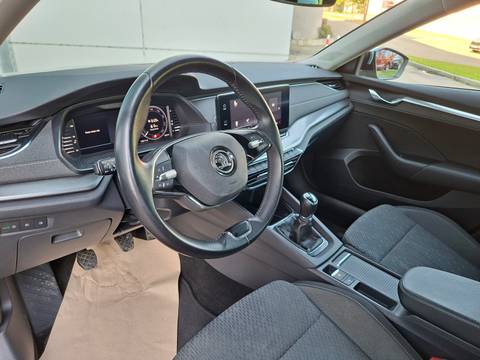 2020 Škoda Octavia Combi — sličica 8