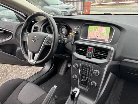 2019 Volvo V40 — sličica 14