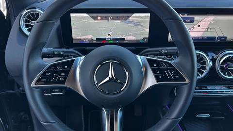 2025 Mercedes-Benz EQA — sličica 15
