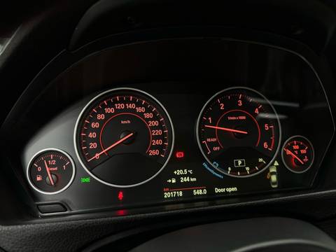 2016 BMW Serija 3 — sličica 10