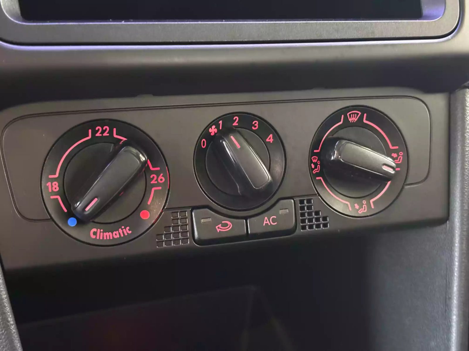 2010 Volkswagen Polo — fotografija 25