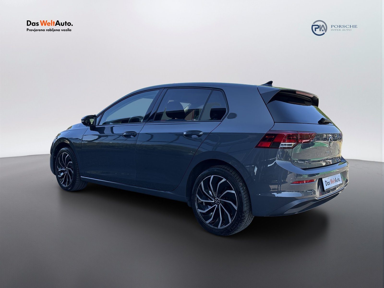 2023 Volkswagen Golf — fotografija 3