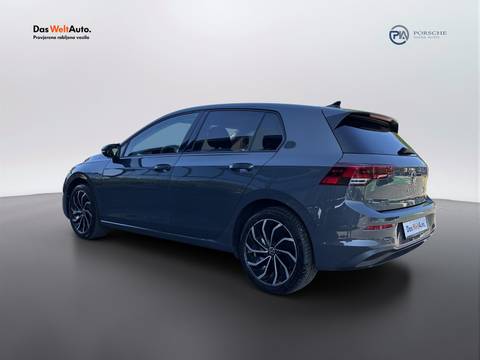 2023 Volkswagen Golf — sličica 3