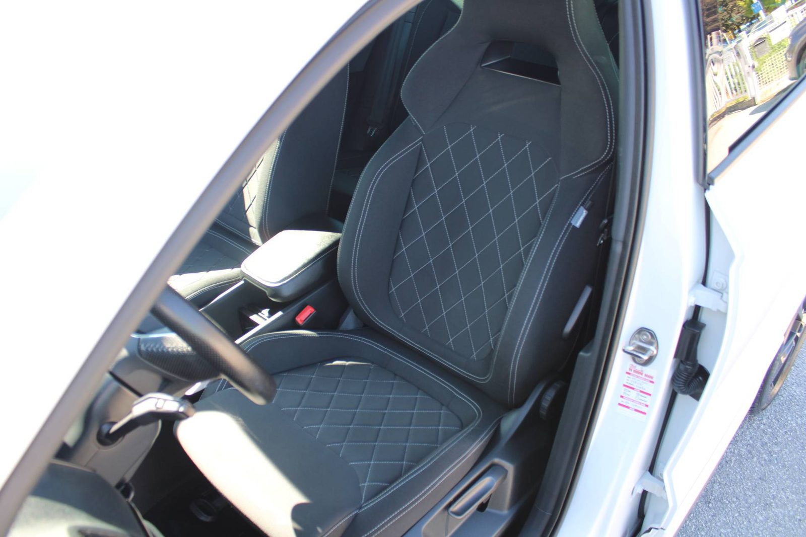 2021 Škoda Karoq — fotografija 11
