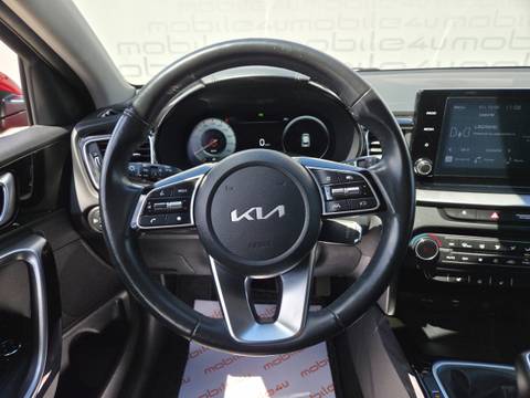 2023 Kia XCeed — sličica 11
