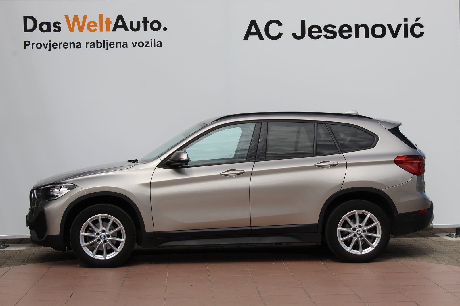 2022 BMW X1 — fotografija 6