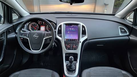 2015 Opel Astra — sličica 19