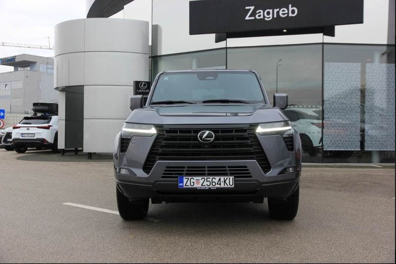 2025 Lexus GX — fotografija 7