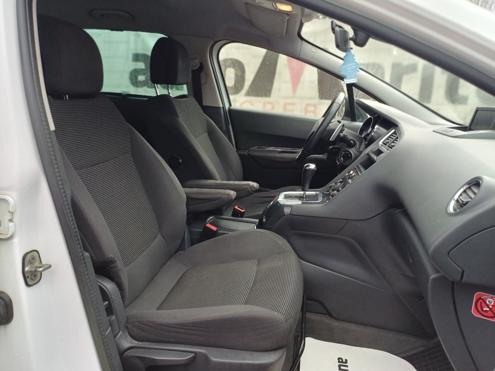 2013 Peugeot 5008 — fotografija 9