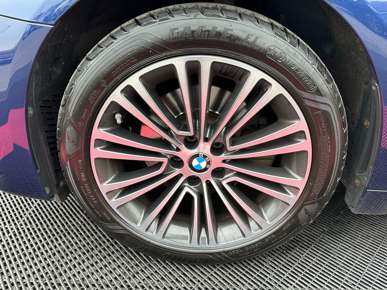 2017 BMW Serija 5 — fotografija 26
