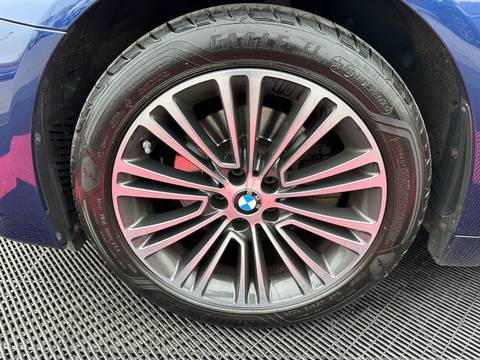 2017 BMW Serija 5 — sličica 26