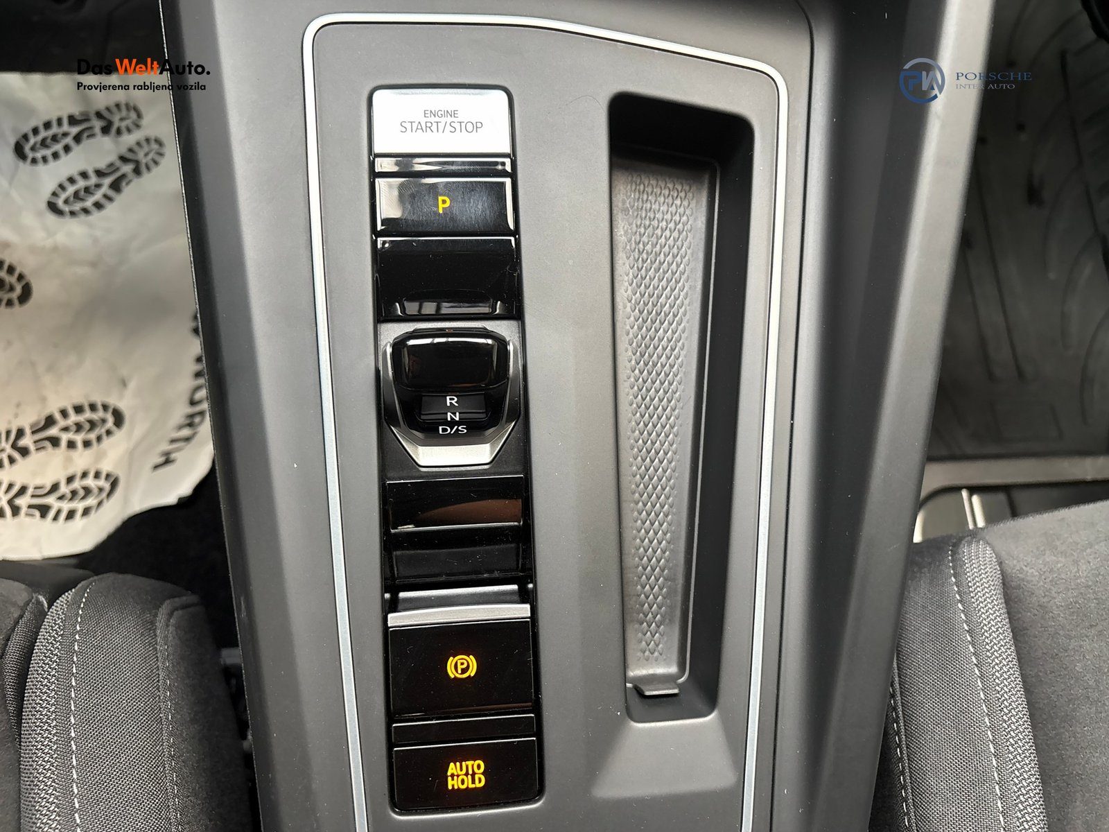 2020 Volkswagen Golf — fotografija 19