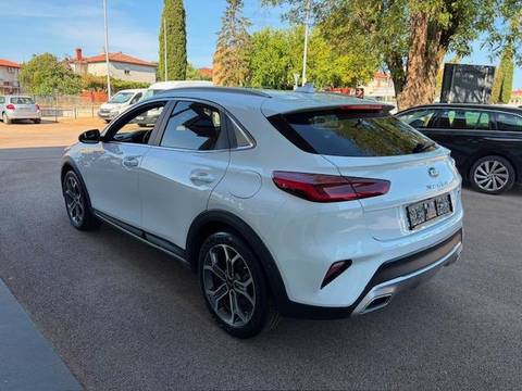 2021 Kia XCeed — sličica 3