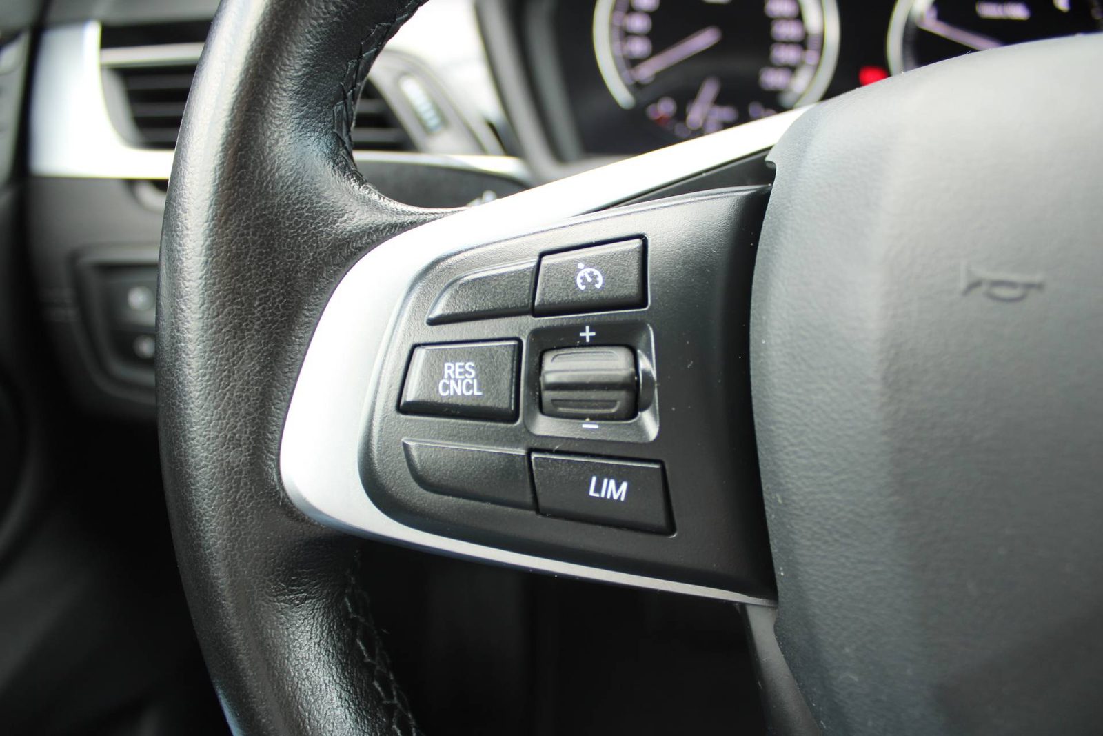 2021 BMW X1 — fotografija 16