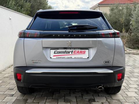 2021 Peugeot 2008 — sličica 10