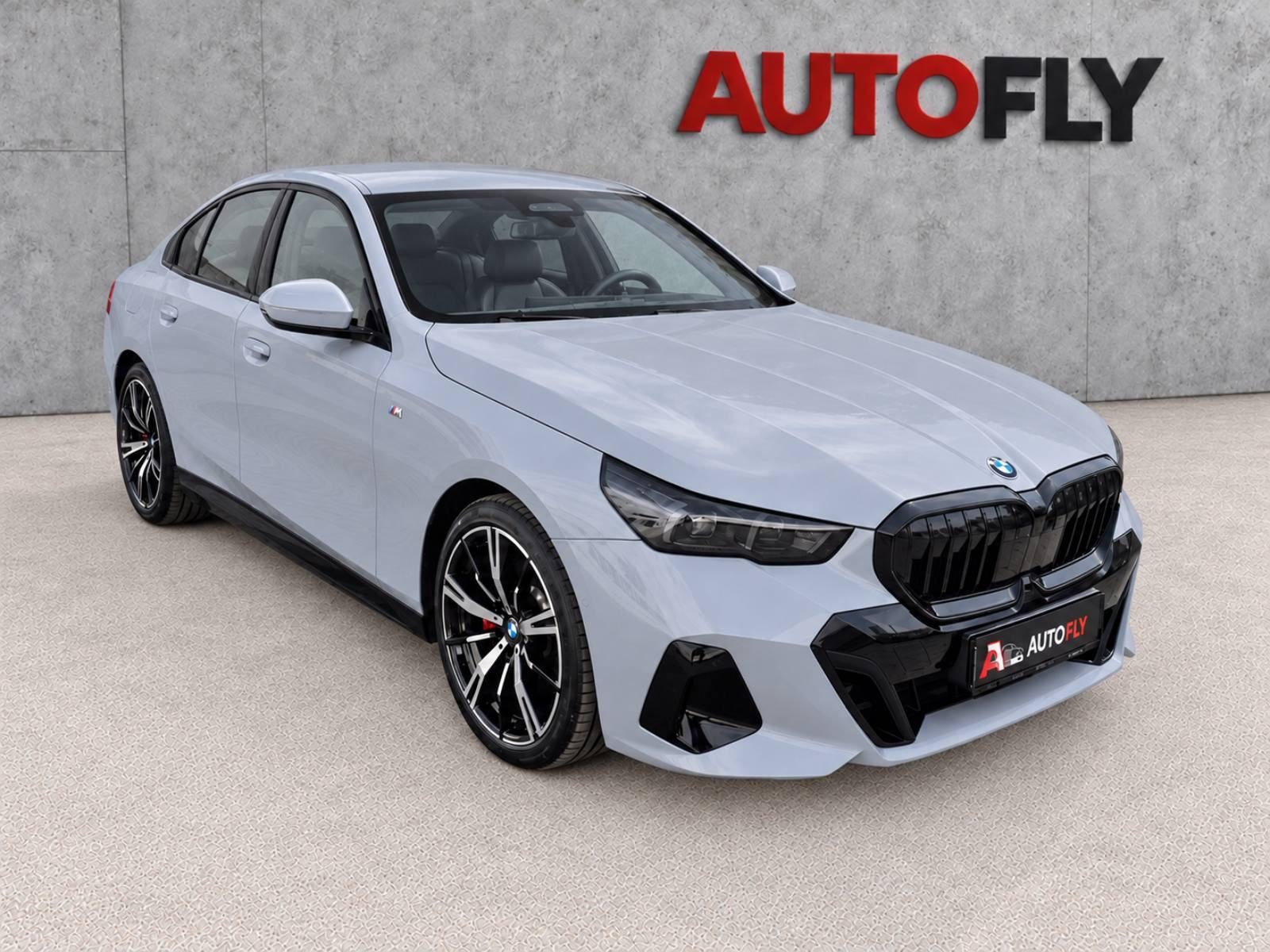 2025 BMW Serija 5 M Sport — fotografija 10