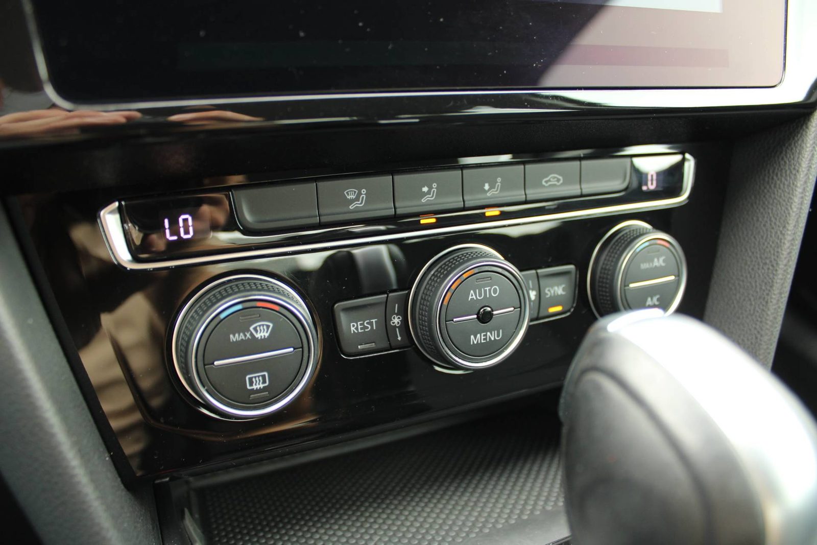 2021 Volkswagen Passat — fotografija 19